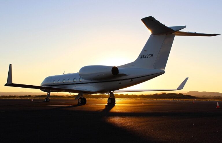 London to St Tropez jet charter