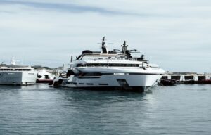 Cannes boats for rent